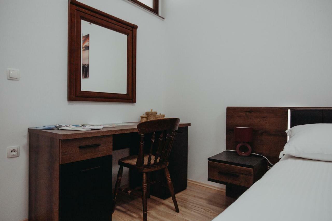 Apartman Vejama Josipdol Esterno foto