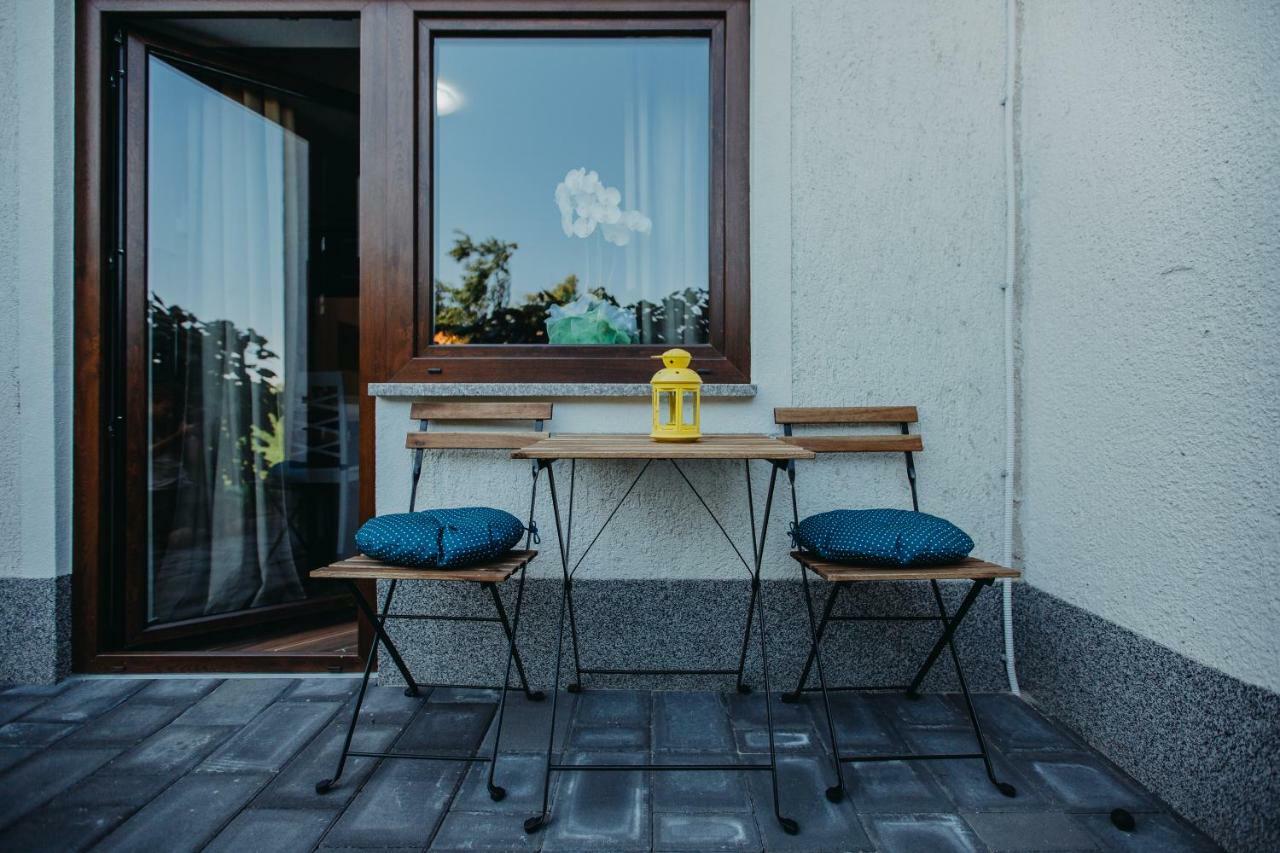 Apartman Vejama Josipdol Esterno foto
