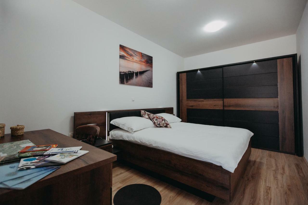 Apartman Vejama Josipdol Esterno foto
