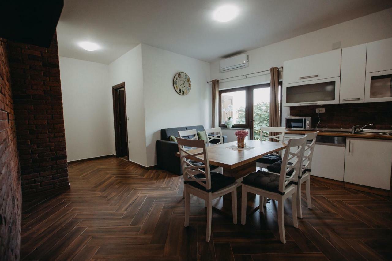 Apartman Vejama Josipdol Esterno foto